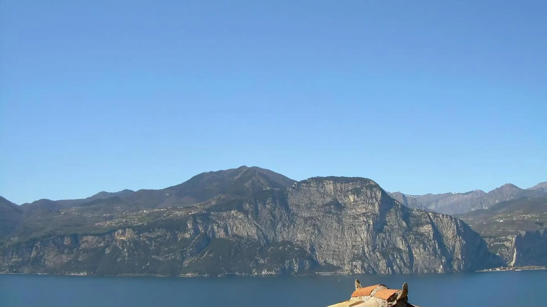 Wohnung Laura Mit Seeblick Und Garten Sommavilla 0*,  Italia